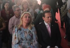 Bia Doria participa de celebração em homenagem à “Nossa Senhora de Fátima”