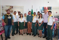 Fundo Social de São Paulo doa roupas e cobertores para cidades do Vale do Ribeira