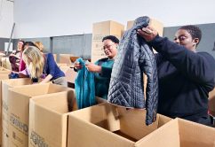 Campanha do Agasalho completa 2 meses com distribuição de mais de 146 mil peças e 125 mil cobertores