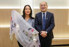 Primeira-dama de São Paulo visita indústria e comércio do Bom Retiro, no centro da capital