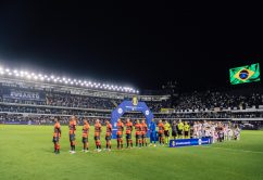 Governo do Estado promove ação especial da Campanha do Agasalho durante jogo do Santos x Ituano na Vila Belmiro