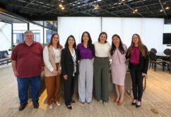 Primeira-dama Cristiane Freitas reúne lideranças municipais para encerramento do oitavo ciclo do Caminho da Capacitação